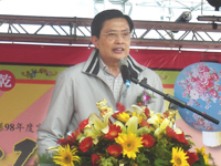 行政院客委會主委黃玉振於台中東勢新新丁粄節開幕式上致詞