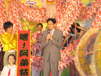 行政院客委會主委黃玉振於記者會中致詞